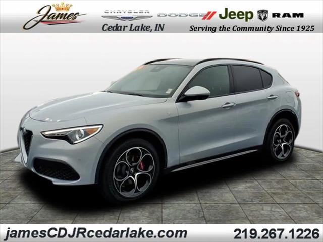 2023 Alfa Romeo Stelvio Ti AWD 2023 Alfa Romeo Stelvio Ti AWD