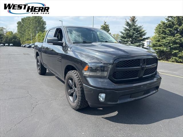 2018 RAM 1500 Big Horn Crew Cab 4x4 57 Box
