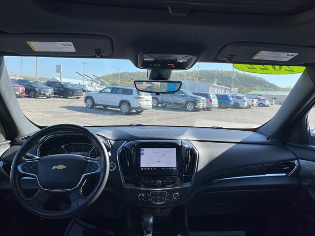 2022 Chevrolet Traverse AWD LT Leather