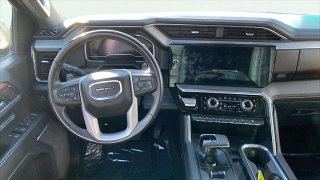 2023 GMC Sierra 1500 4WD Crew Cab Short Box Denali