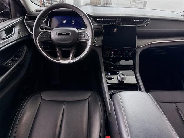 2023 Jeep Grand Cherokee L Limited 4x4 2023 Jeep Grand Cherokee L Limited 4x4