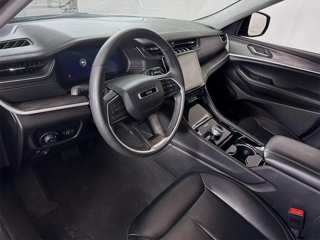 2023 Jeep Grand Cherokee L Limited 4x4 2023 Jeep Grand Cherokee L Limited 4x4