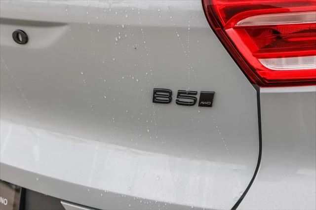 2026 Volvo XC40 Black Edition Ultra, B5 AWD Gas (mild hybrid)