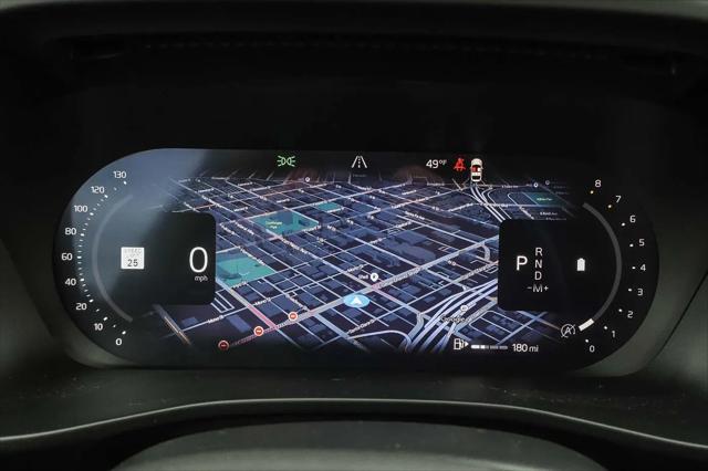 2026 Volvo XC40 Black Edition Ultra, B5 AWD Gas (mild hybrid)