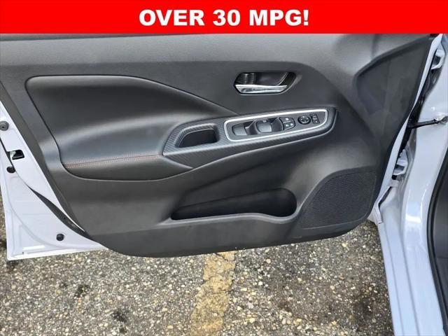2025 Nissan Versa 1.6 SR