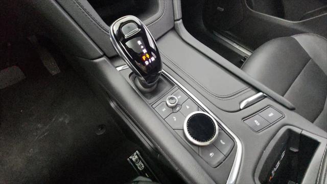 2025 Cadillac XT5 AWD Premium Luxury