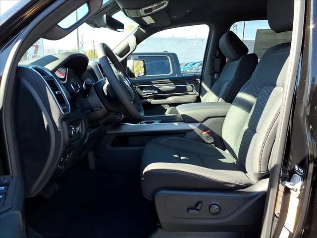 2026 Ram 1500 Big Horn Crew Cab 4x4 57 Box