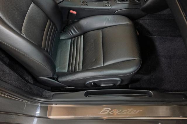 2001 Porsche Boxster Standard