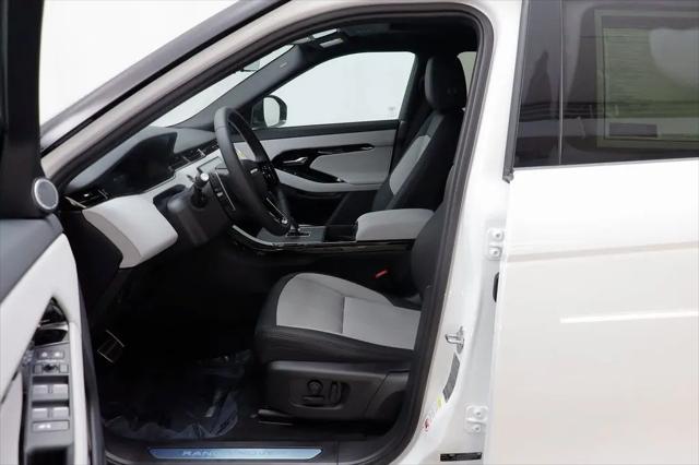 2026 Land Rover Range Rover Evoque Dynamic SE