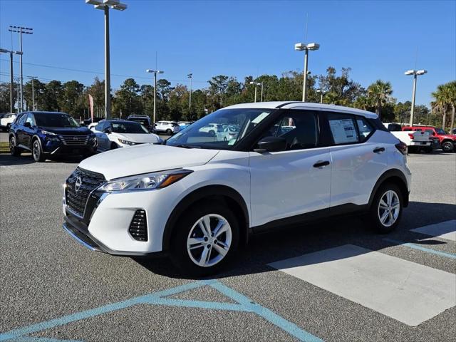 2025 Nissan Kicks S
