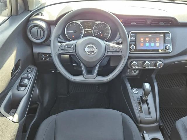 2025 Nissan Kicks S
