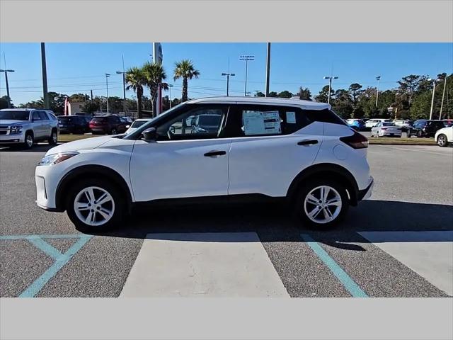 2025 Nissan Kicks S