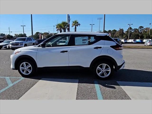 2025 Nissan Kicks S
