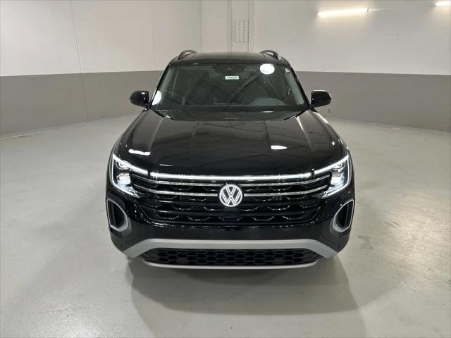 2026 Volkswagen Atlas Peak Edition