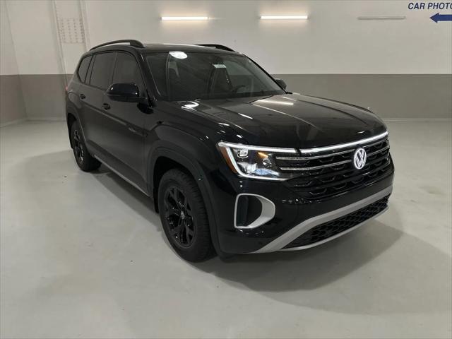 2026 Volkswagen Atlas Peak Edition