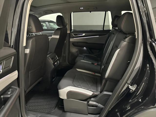 2026 Volkswagen Atlas Peak Edition