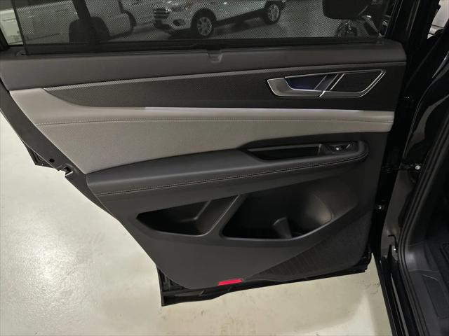 2026 Volkswagen Atlas Peak Edition
