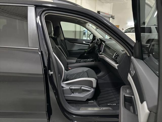 2026 Volkswagen Atlas Peak Edition
