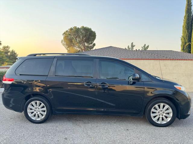2014 Toyota Sienna LE 7 Passenger