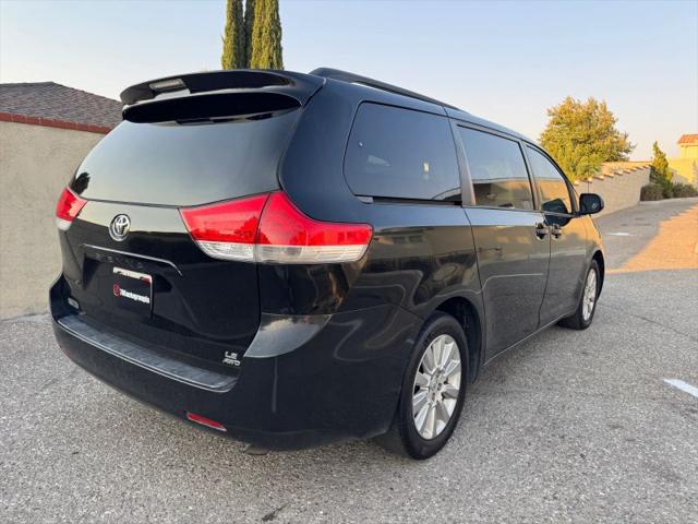 2014 Toyota Sienna LE 7 Passenger