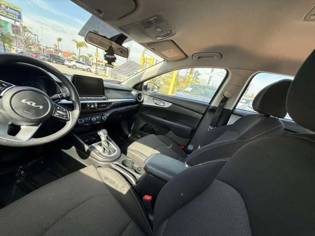 2023 Kia Forte LXS