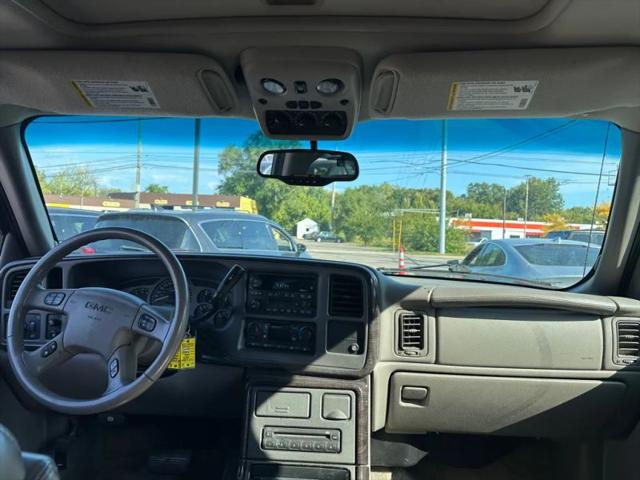 2003 GMC Yukon XL Denali