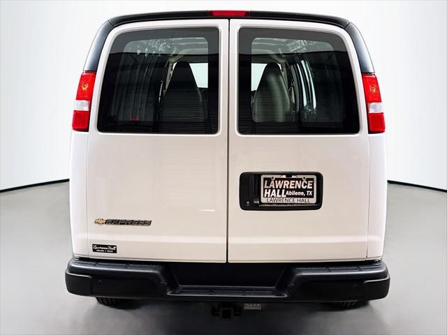 2025 Chevrolet Express Cargo Van RWD 3500 Extended Wheelbase WT