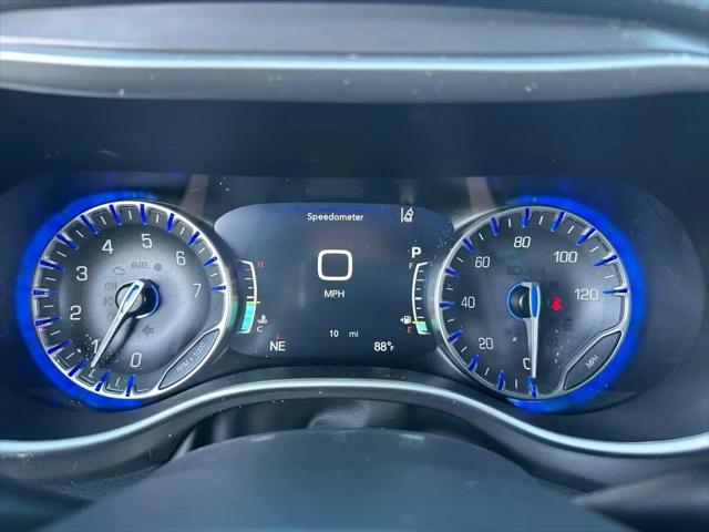 2026 Chrysler Pacifica Select AWD