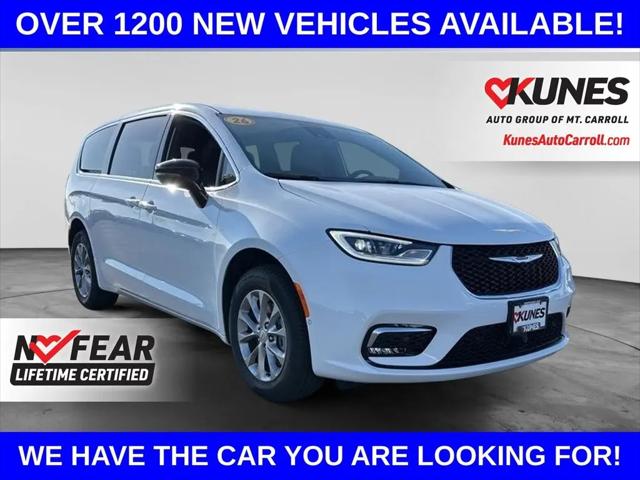 2026 Chrysler Pacifica Select AWD for sale in Mount Carroll, IL