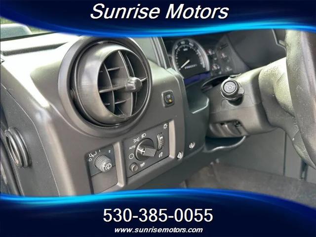 2006 HUMMER H2 Base