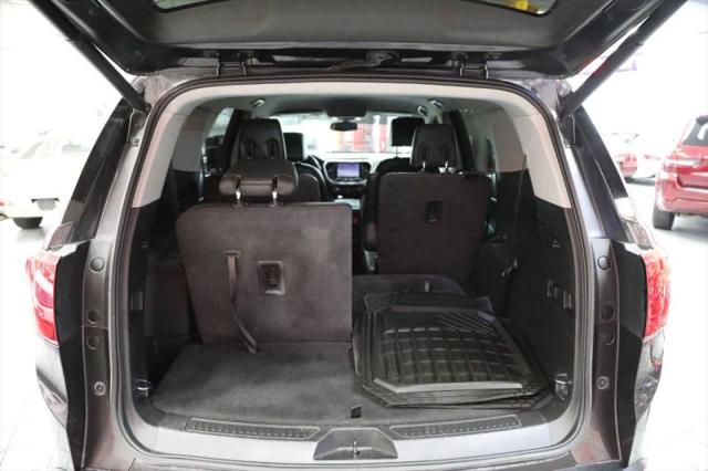 2017 GMC Acadia SLT-1