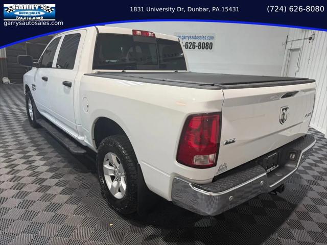 2022 Ram 1500 Classic SLT Crew Cab 4x4 5'7" Box