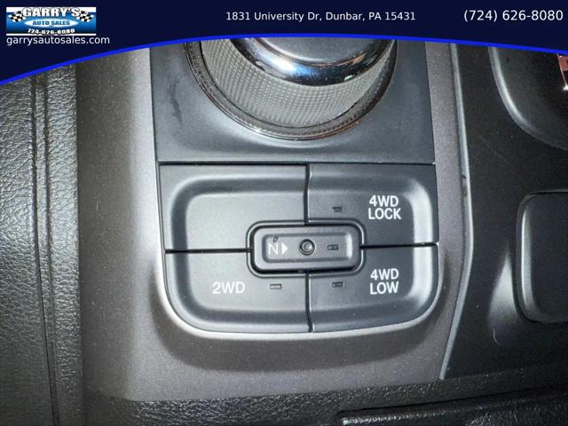 2022 Ram 1500 Classic SLT Crew Cab 4x4 5'7" Box