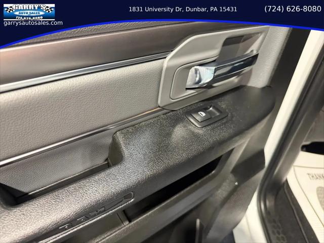 2022 Ram 1500 Classic SLT Crew Cab 4x4 5'7" Box