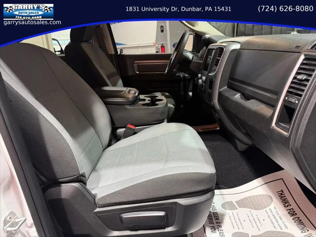 2022 Ram 1500 Classic SLT Crew Cab 4x4 5'7" Box
