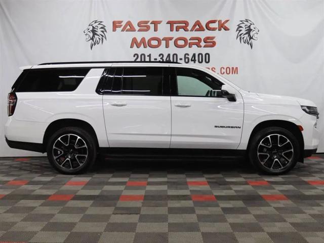 2022 Chevrolet Suburban 4WD RST