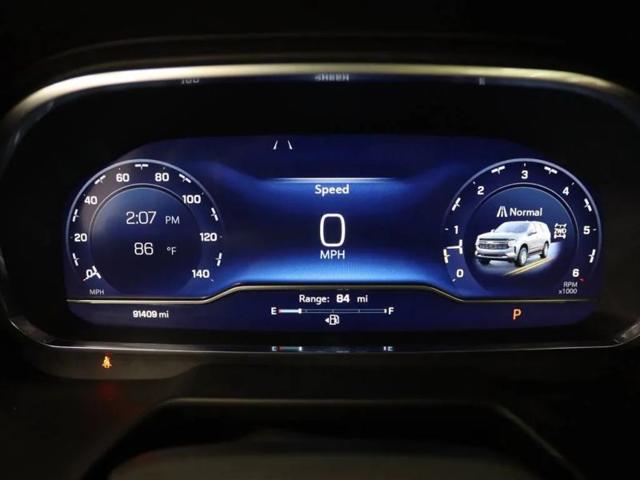2022 Chevrolet Suburban 4WD RST