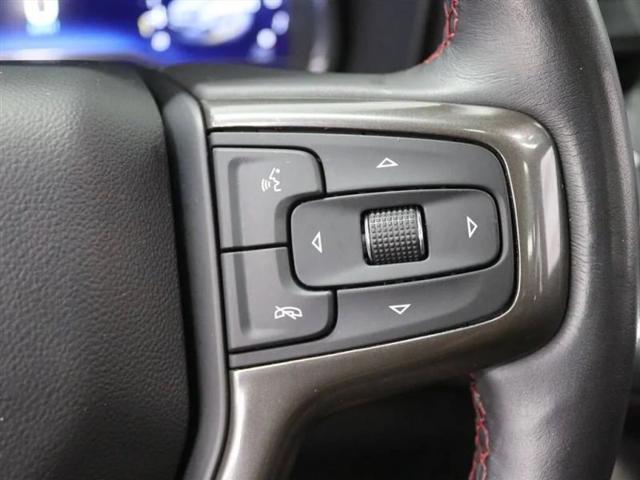 2022 Chevrolet Suburban 4WD RST