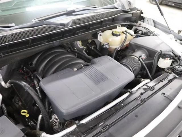 2022 Chevrolet Suburban 4WD RST