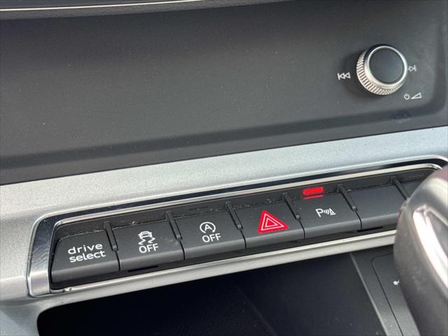 2023 Audi Q3 Premium 45 TFSI S line quattro Tiptronic