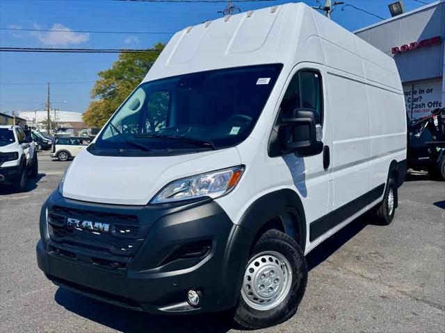 2025 Ram ProMaster Cargo Van Tradesman Super High Roof 159" WB EXT w/Pass Seat