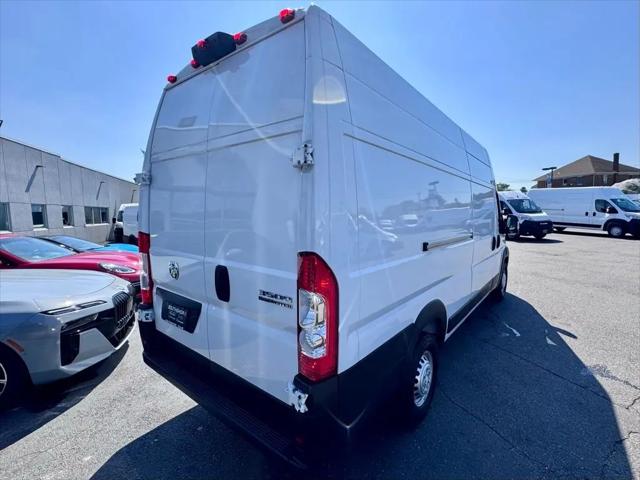 2025 Ram ProMaster Cargo Van Tradesman Super High Roof 159" WB EXT w/Pass Seat
