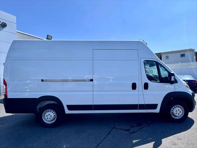 2025 Ram ProMaster Cargo Van Tradesman Super High Roof 159" WB EXT w/Pass Seat