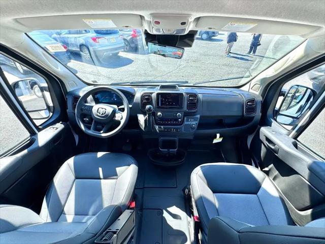 2025 Ram ProMaster Cargo Van Tradesman Super High Roof 159" WB EXT w/Pass Seat