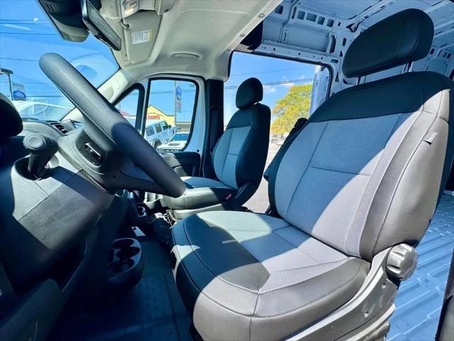 2025 Ram ProMaster Cargo Van Tradesman Super High Roof 159" WB EXT w/Pass Seat