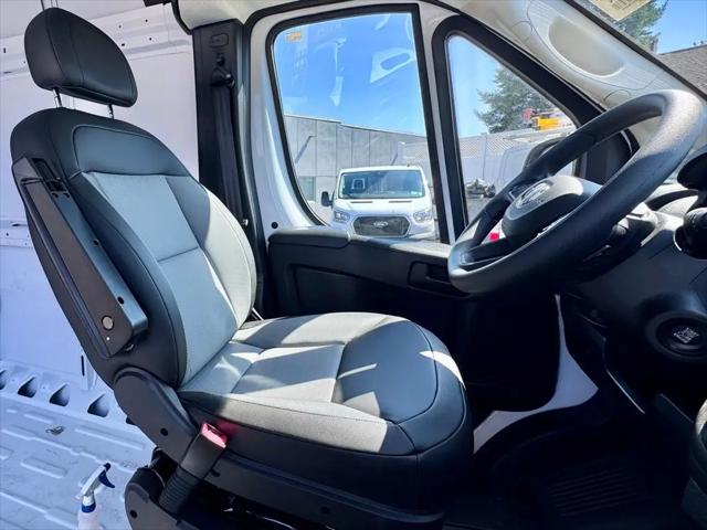 2025 Ram ProMaster Cargo Van Tradesman Super High Roof 159" WB EXT w/Pass Seat