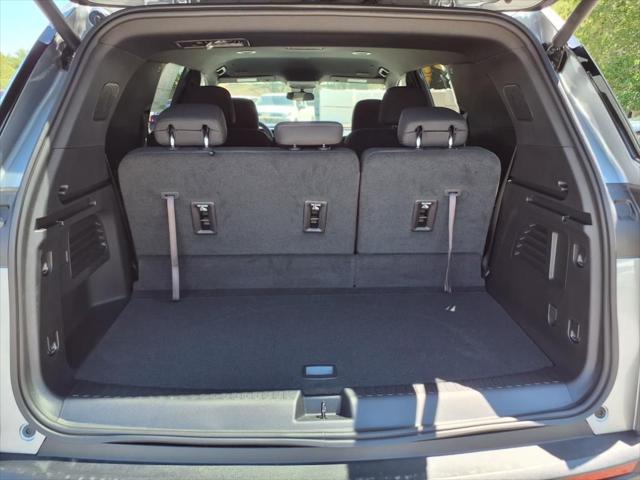 2025 Chevrolet Traverse FWD LT