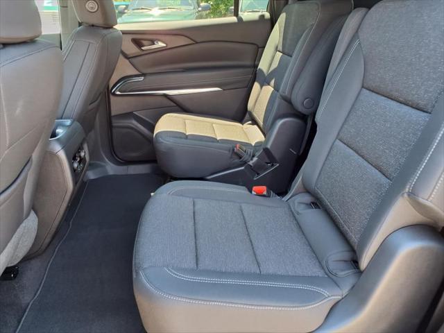 2025 Chevrolet Traverse FWD LT