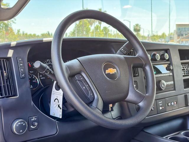 2025 Chevrolet Express Cargo Van RWD 2500 Extended Wheelbase WT