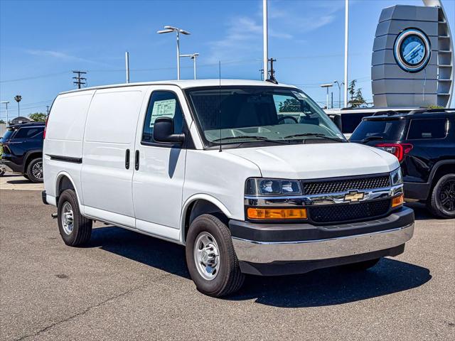 2025 Chevrolet Express Cargo Van RWD 3500 Regular Wheelbase WT